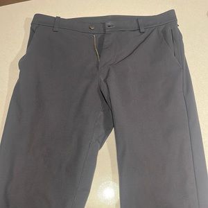 Lululemon Classic Fit Commission Pants. Waist 32” Length 32”. Charcoal gray.